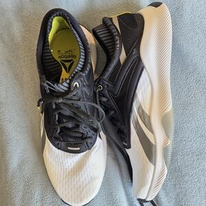 Reebok Men’s Black & White Running Shoes